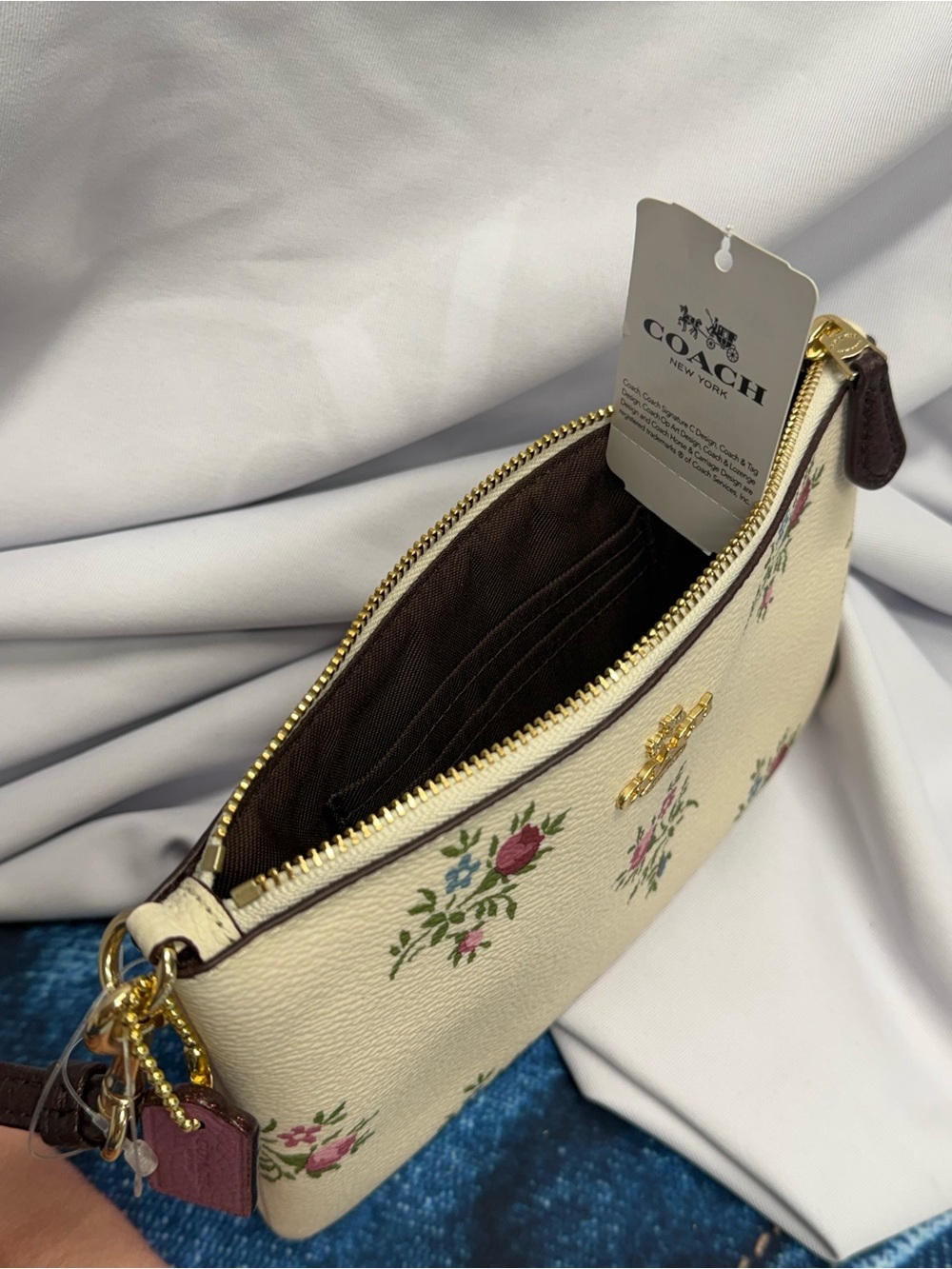(new+tag) Coach Ivory Floral Leather Wristlet with Pink Accents & Gold Hardware - Picture 8 of 9